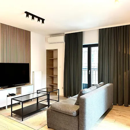 Traugutta - Fitness & Parking Apartment Wroclaw